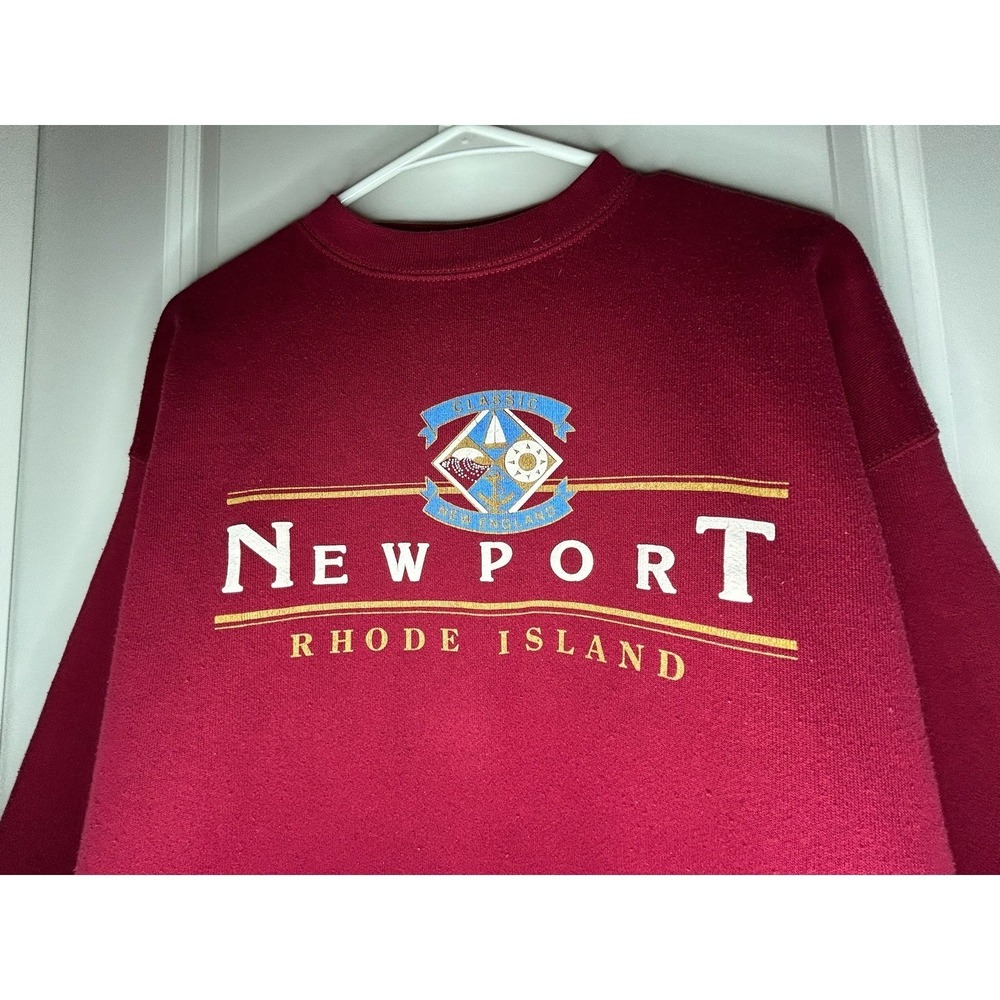 Vintage 90's "Newport Rhode Island" Textured Puff Print Crewneck‎ Sweatshirt